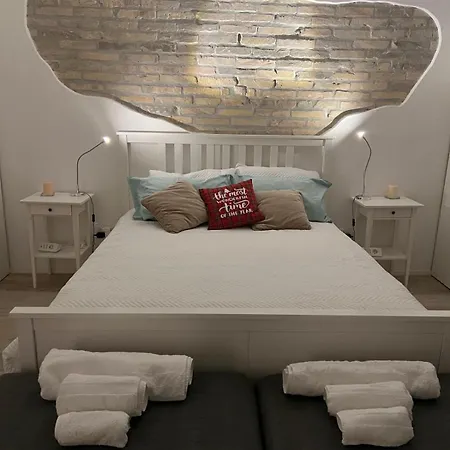 Malila's-cipitelli Trevi Konukevi